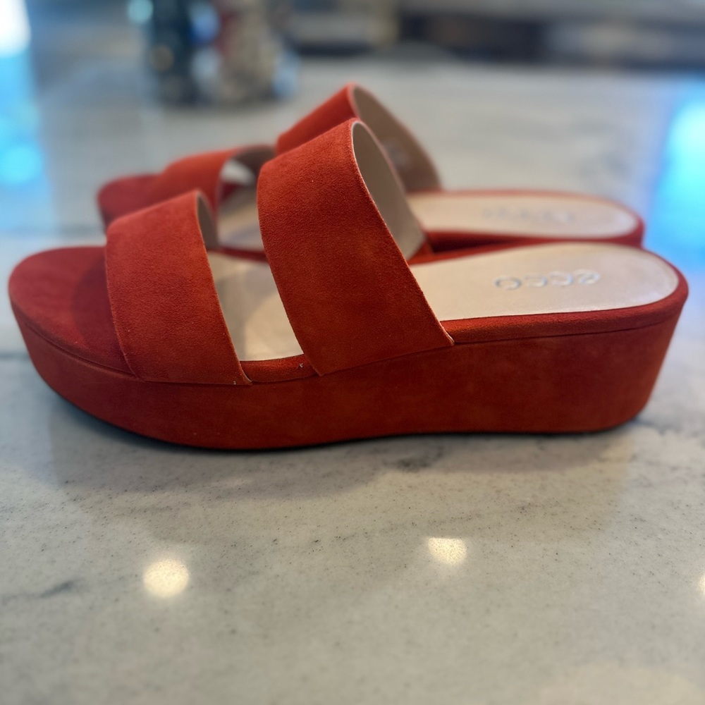 Ecco Suede Platform Sandals slide on size US9 EU 40